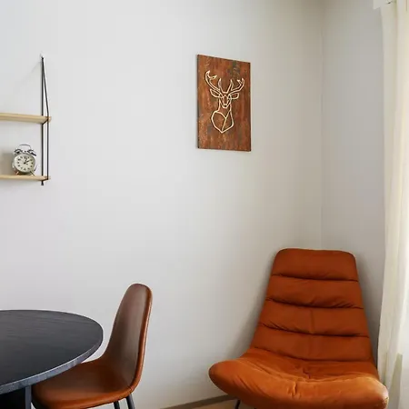 Apartment Cozy Studio, Free Parking & Walk To Centre