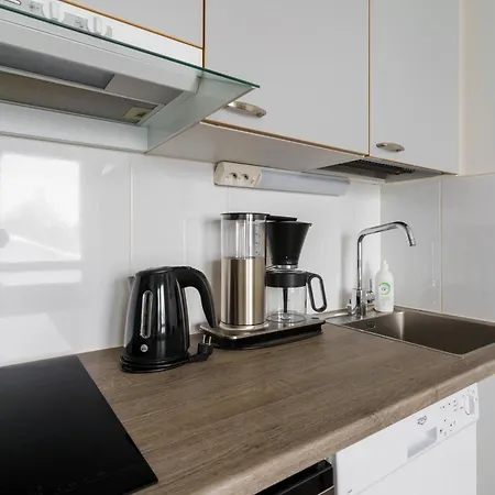 Apartment Cozy Studio, Free Parking & Walk To Centre